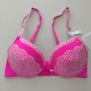 Isaac Mizrahi 34D lightly lined convertible bra